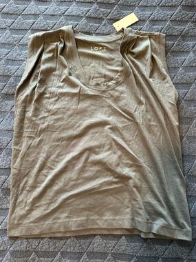 LOFT Blue/Gary V-neck Tee